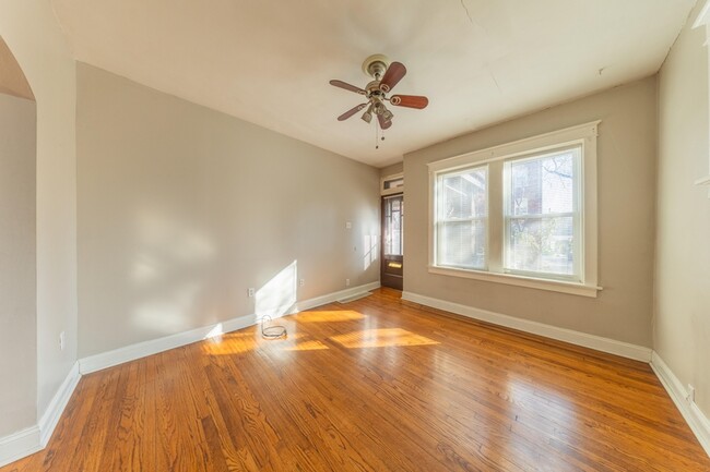 Foto del edificio - 2009 Maury Ave