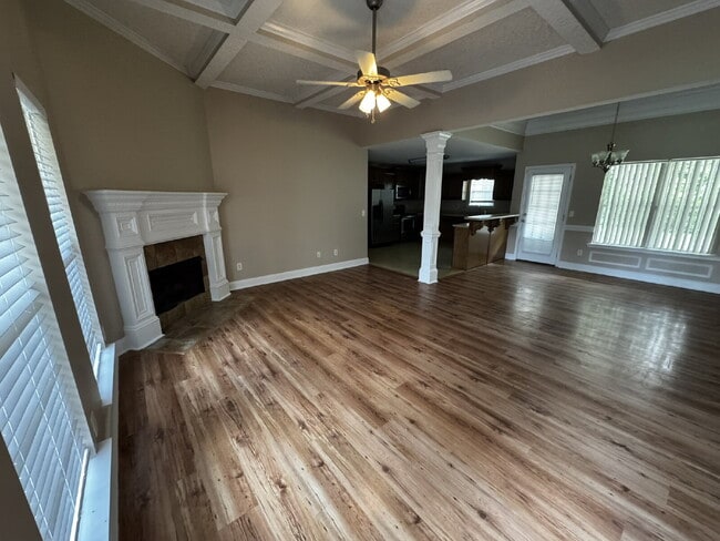 Building Photo - Home for Rent