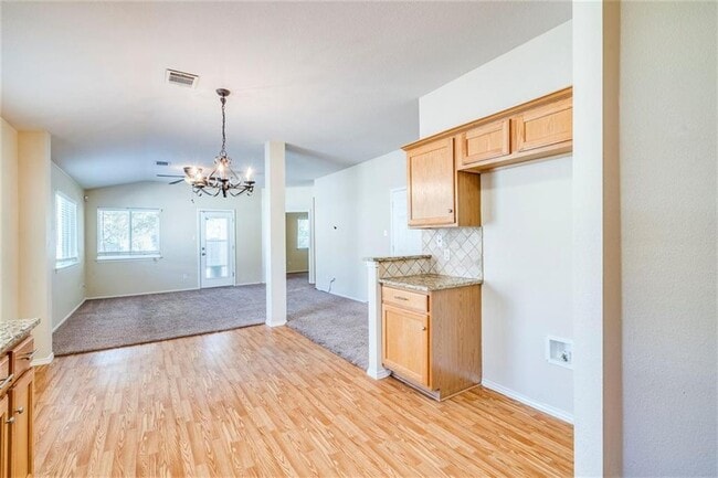 Building Photo - 1307 Dillon Lake Bend