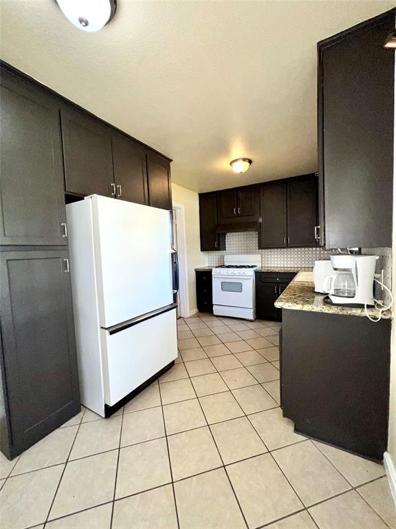 Foto del edificio - 511 Graceland St