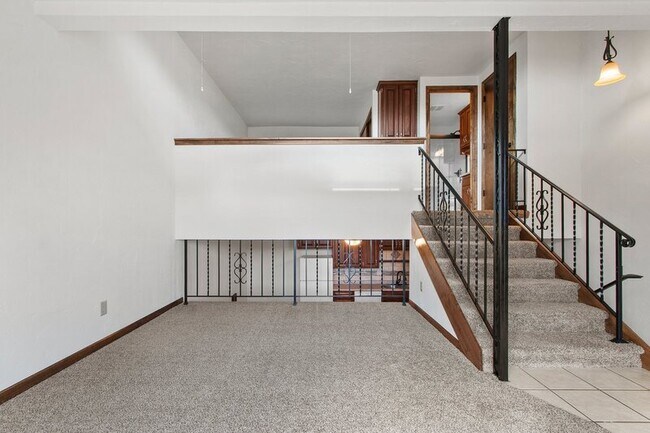 Foto del edificio - 2390 Canter Ln