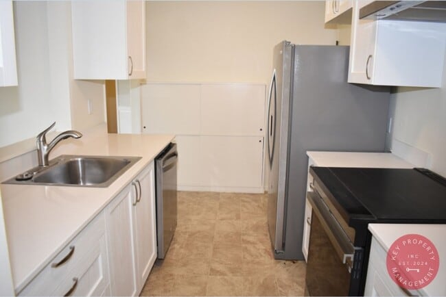 Building Photo - Grantville, Charming 4-Bedroom Home with S...