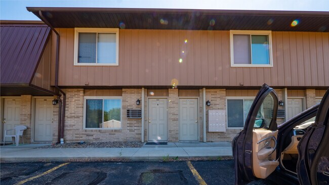 Foto del edificio - 1660 Beechwood Ave NE