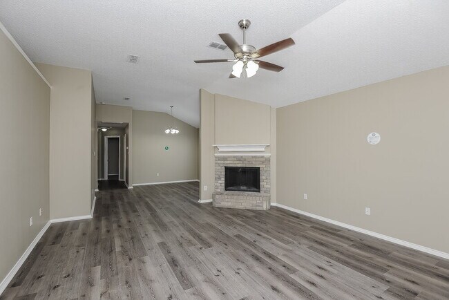 Foto del edificio - 2363 Kelton St
