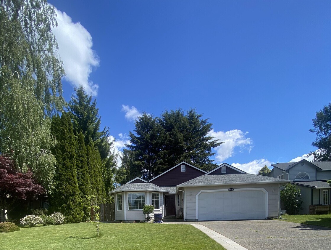 Foto principal - 6128 Thornbury Ct SE