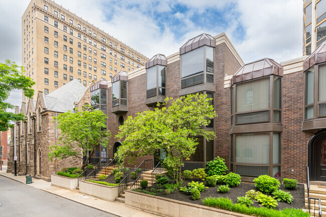 Building Photo - Wanamaker House