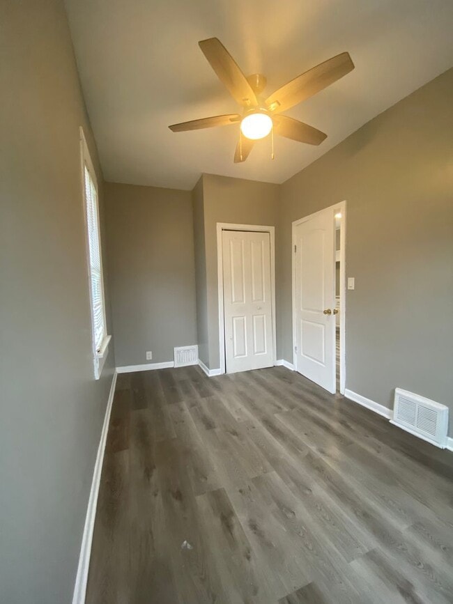 Building Photo - Clean, Updated Home – Schedule Your Showing Now!