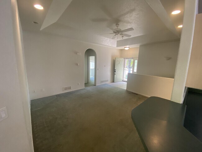Building Photo - 5259 W 9th St Dr