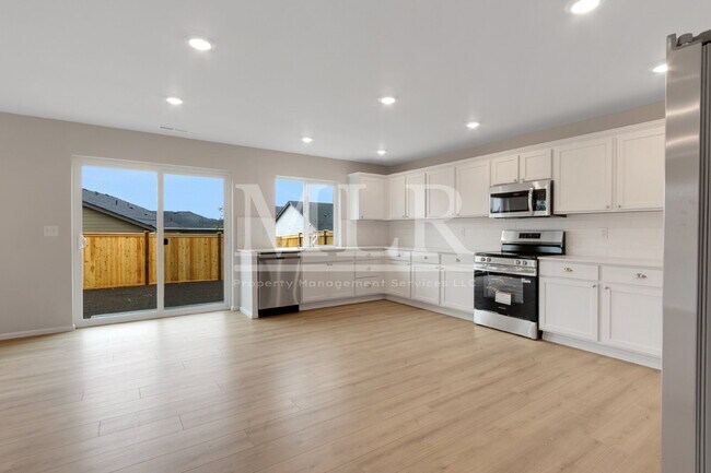 Foto del edificio - Brand-New Home in Graham’s Daybreak Commun...