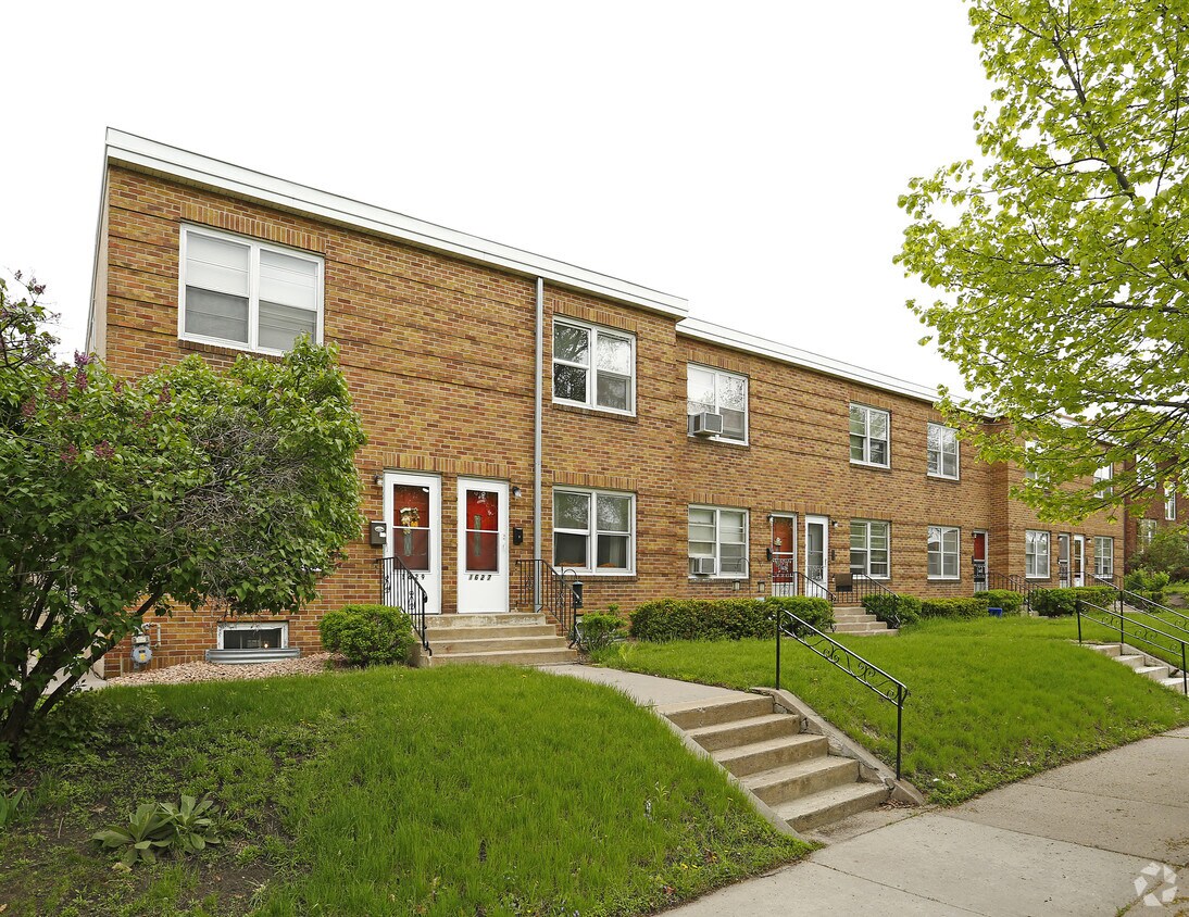 Building Photo - 1617 Charles Ave