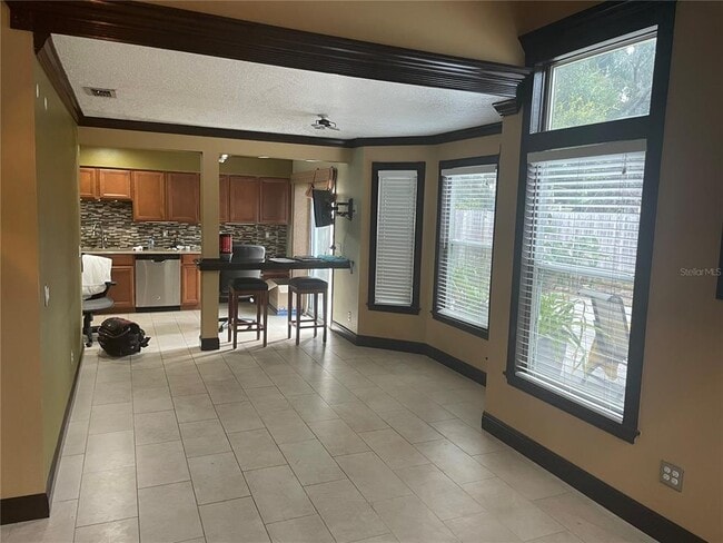 Building Photo - 9828 Bubbling Brook Ct