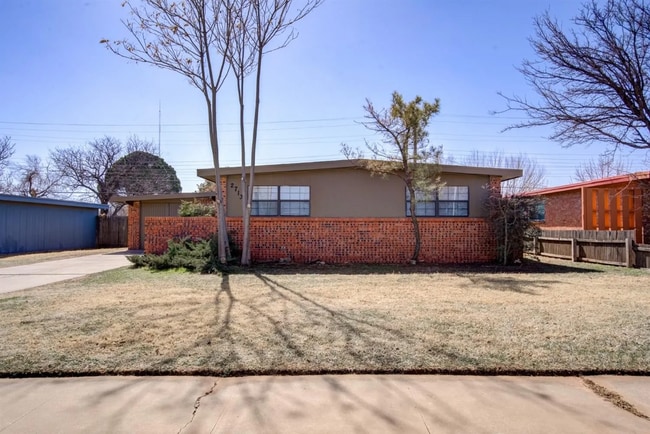 Building Photo - Wonderful 3/2 in Central Lubbock!