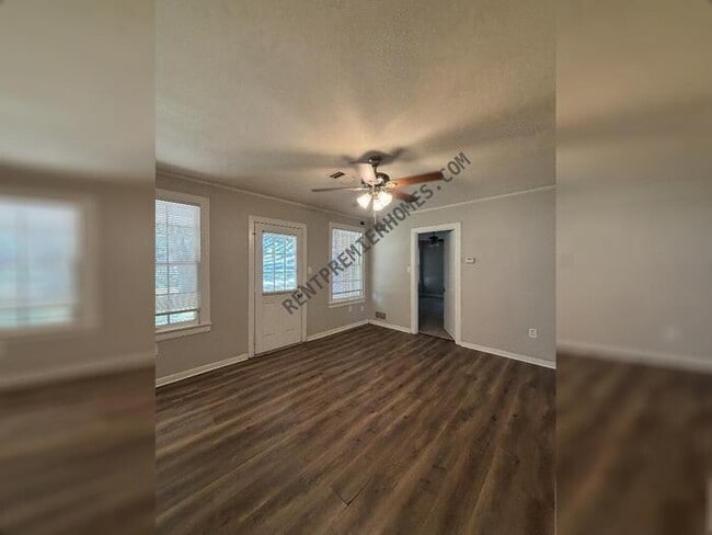 Building Photo - 2020 W 31st Ave