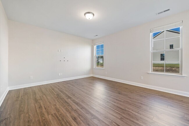 Foto del edificio - Gorgeous and Huge 3 Bed/2.5 Bath in Zebulo...