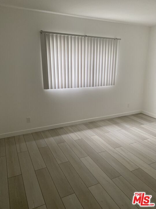 Foto del edificio - 13925 Sherman Way