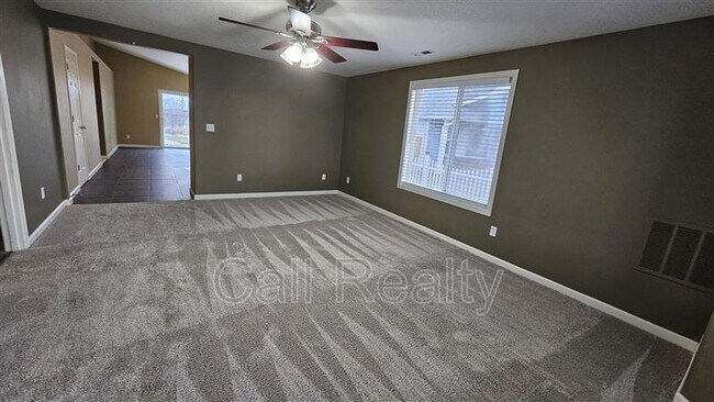 Foto del edificio - 9302 W Caelen Ave