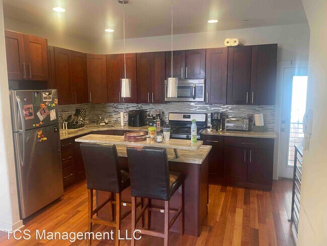 Foto del edificio - 4 br, 2 bath House - 1829 Vineyard St #1