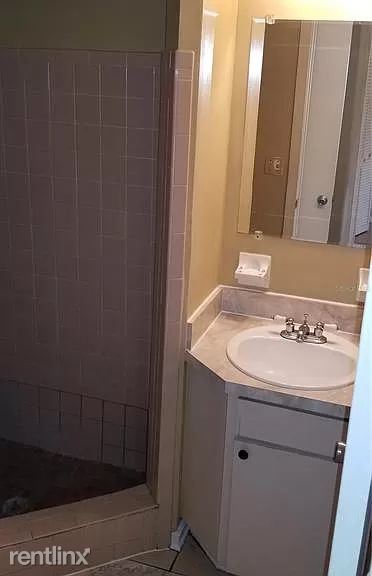 Foto del edificio - 2 br, 2 bath House - 3342 Timberline Rd W