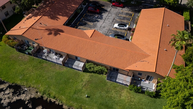 Building Photo - 10911 NW 45th St