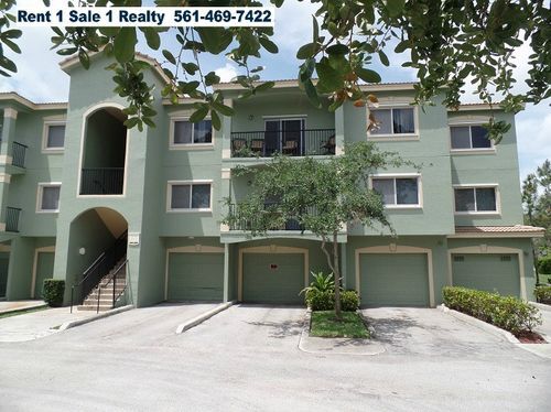 Building Photo - 220 Crestwood Cir