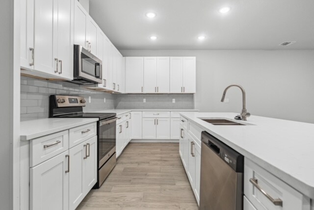 Building Photo - 418 Barrera St