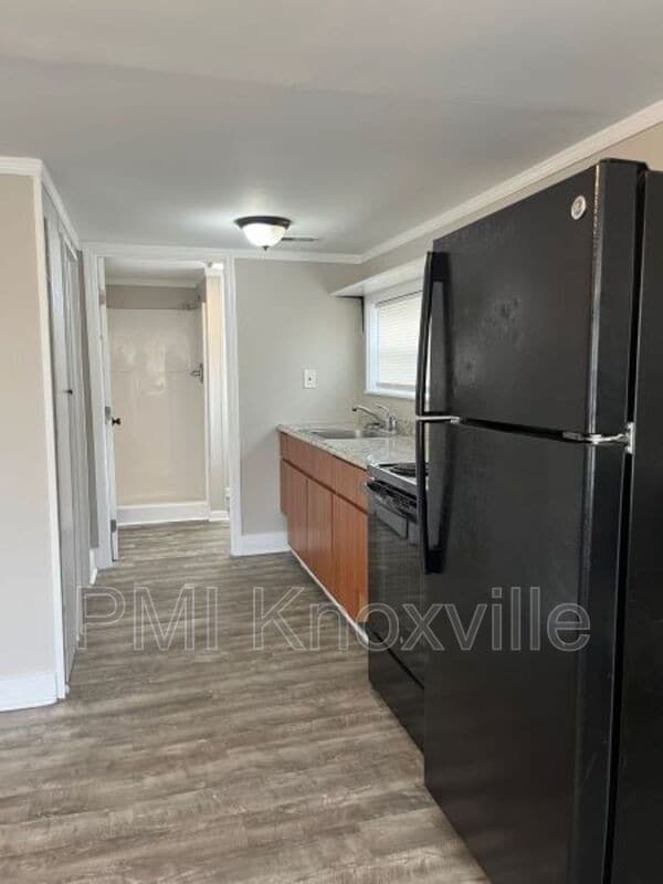 Building Photo - 415 Landau Dr