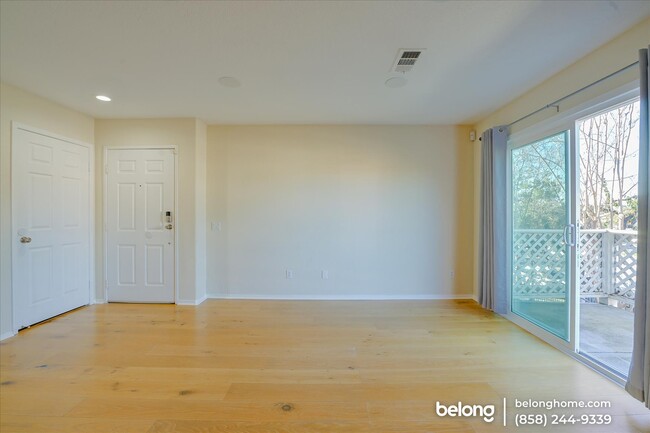 Building Photo - 13933 Midland Rd