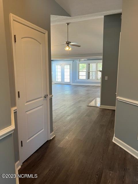 Building Photo - 5921 Saltaire Village Ct