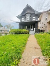 Building Photo - 2500 E 42nd St
