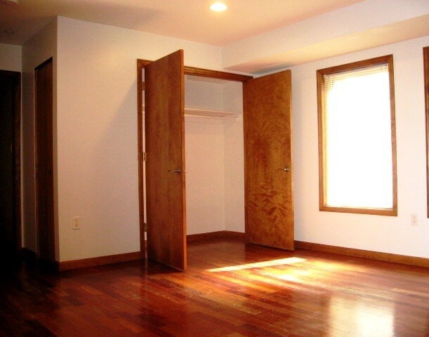 Foto del edificio - 112 63rd St