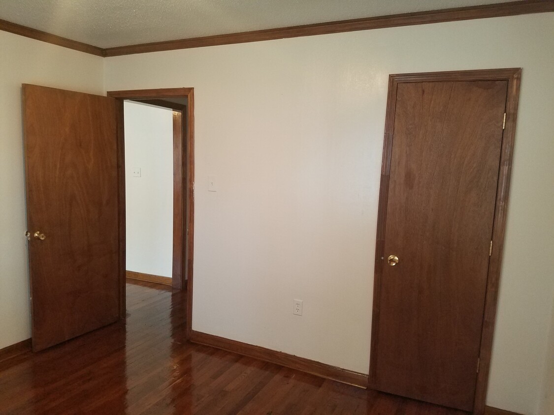 Building Photo - 4 Success is now offering this spacious 3 ...