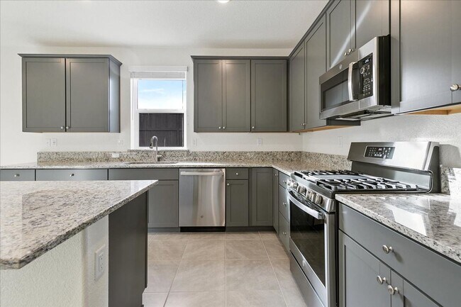 Building Photo - Brand New, Large and Luxurious 4 Bedroom, ...