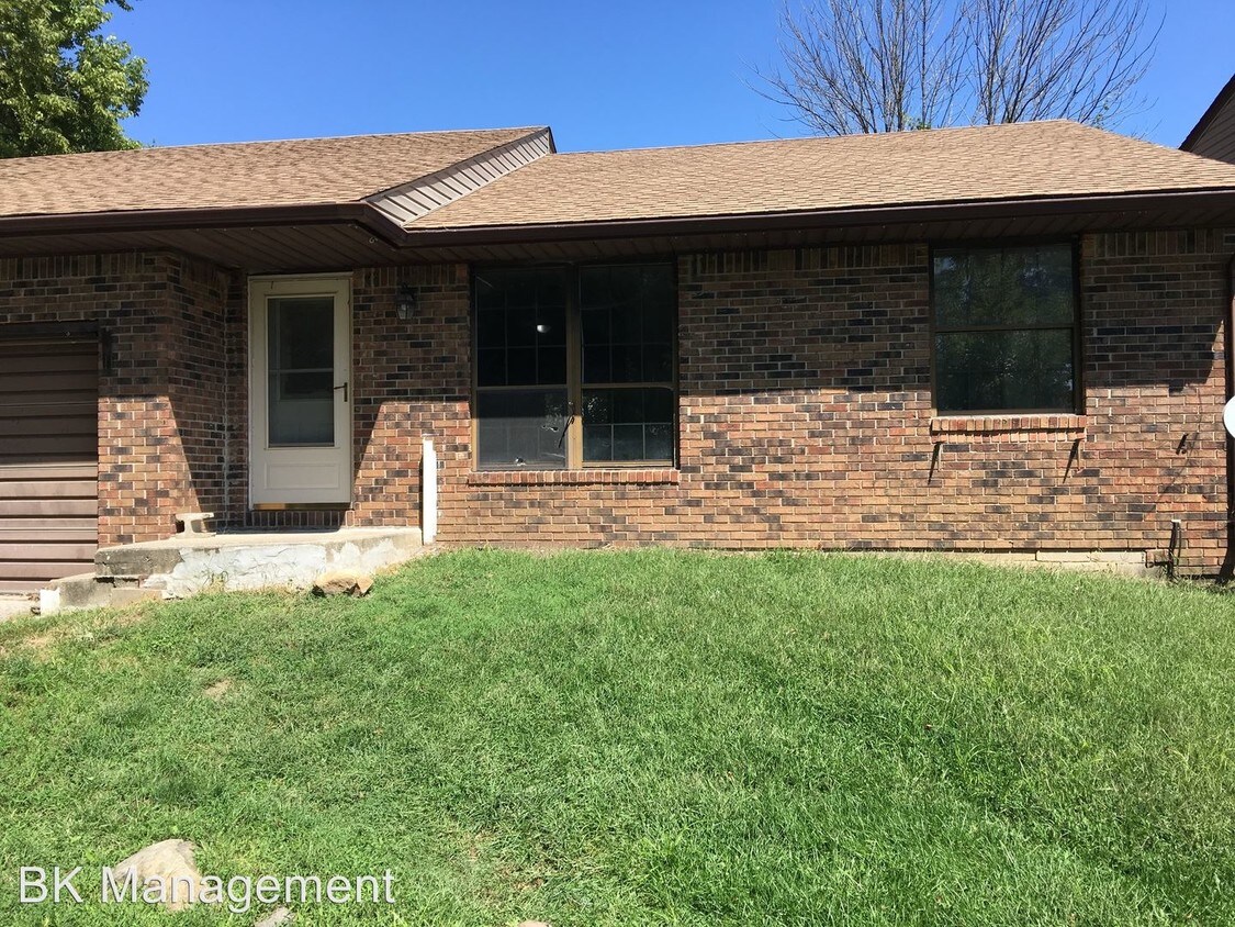 Foto principal - 726 Indian Springs Rd