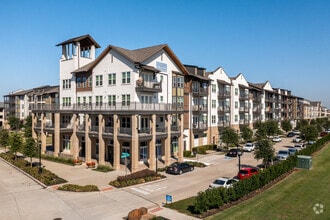 Building Photo - The Maxwell
