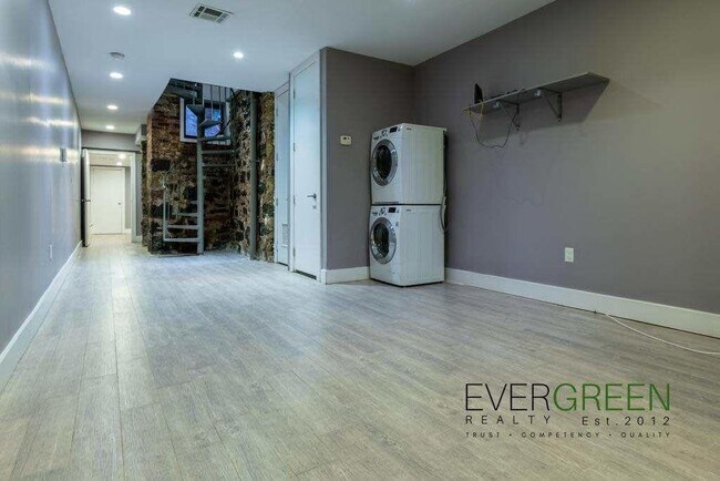 Foto del edificio - 1154 Nostrand Ave