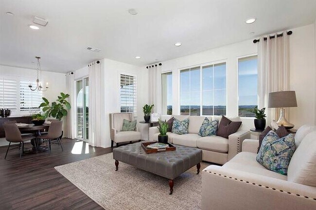 Building Photo - 1250 Calle Seabass