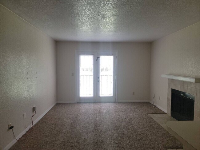 Photo - Orlando - 1 Bedroom, 1 Bathroom - $1,425.00 Apartment