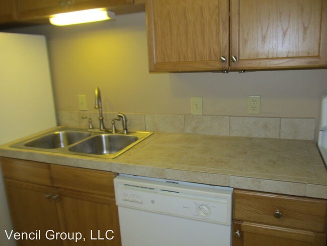 Foto del edificio - 401-403 W 6th Ave