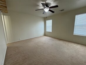 Building Photo - 9714 Coyote Creek Dr