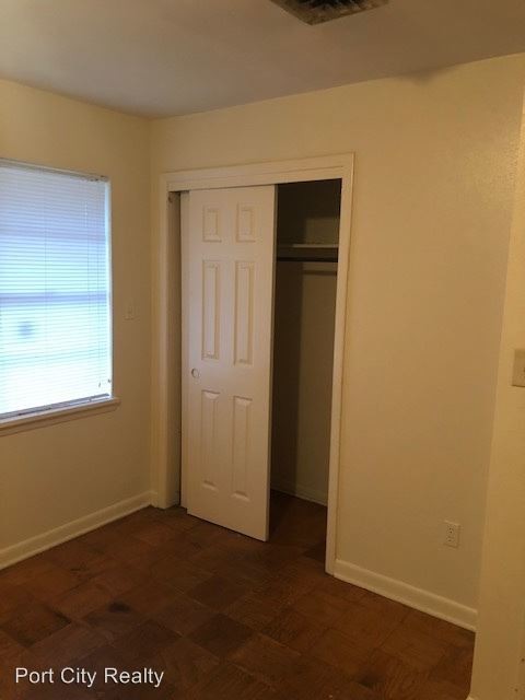 Building Photo - 4 br, 2 bath House - 6808 W. Canal Blvd.