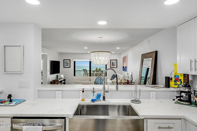 Foto del edificio - 1465 Jimmy Buffett Mem Hwy