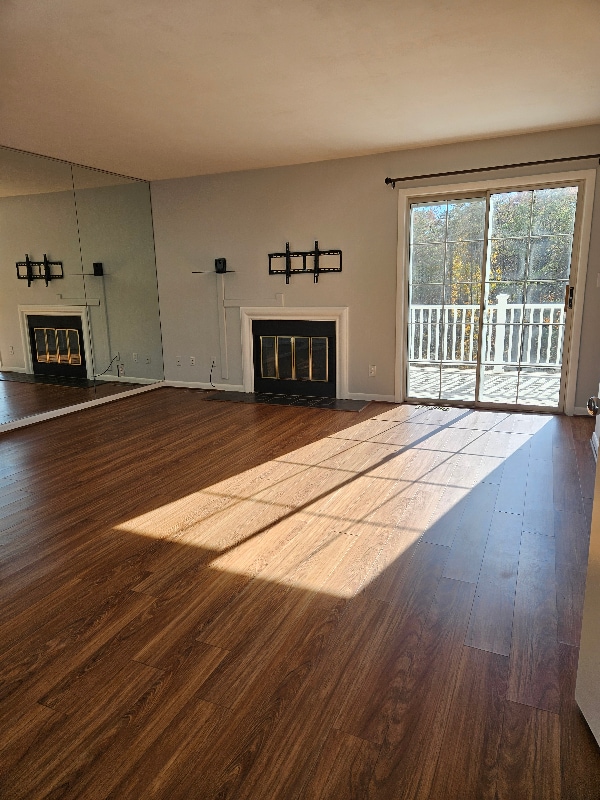 Foto del edificio - 3040 Winterberry Dr