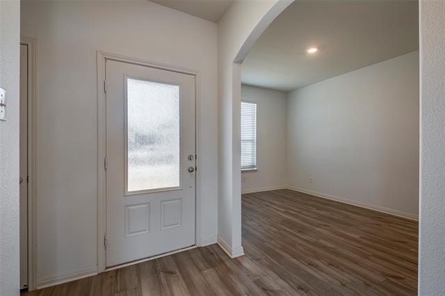 Foto del edificio - 7525 Pleasant Oaks St