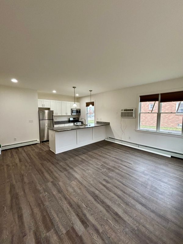 Foto del edificio - 476 Terrace Blvd