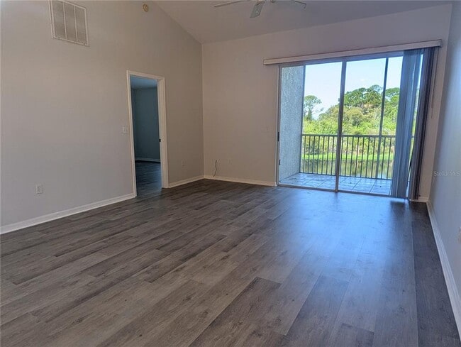 Building Photo - 8390 Wingate Dr