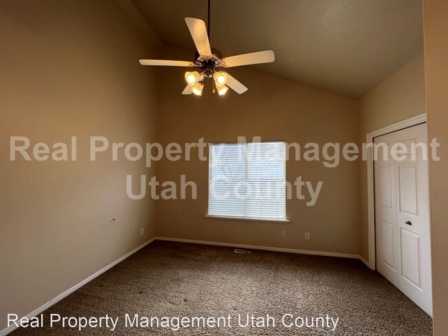 Building Photo - 4 br, 2 bath House - 3621 W Plymouth Rock Cv