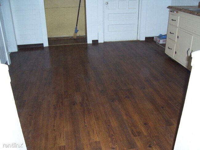 Foto del edificio - 2 br, 1 bath House - 308 1/2 bryant st.