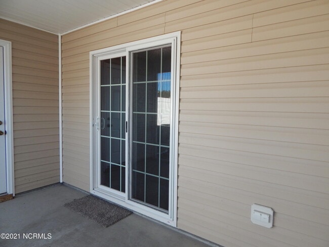 Building Photo - 206 Glen Cannon Drive
