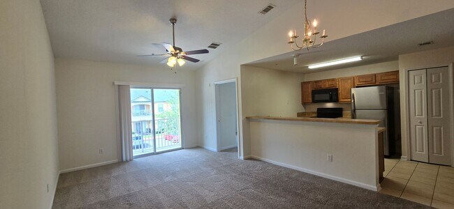 Foto del edificio - Willow Ridge - 2nd Floor Condo