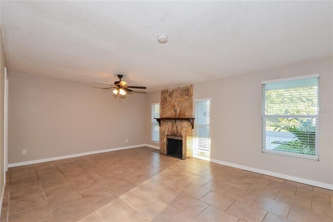 Foto del edificio - 4600 Sloan Ave